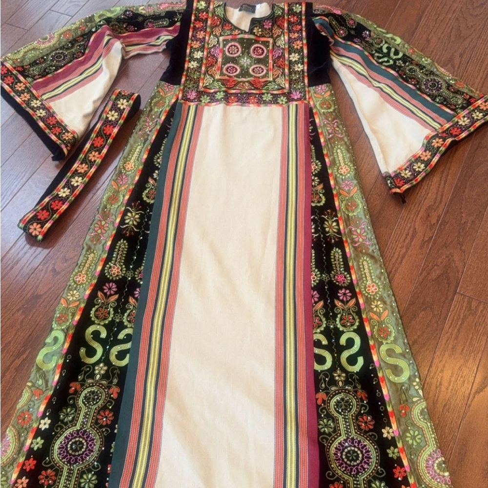 Vintage Multicolor Embroidered Dress